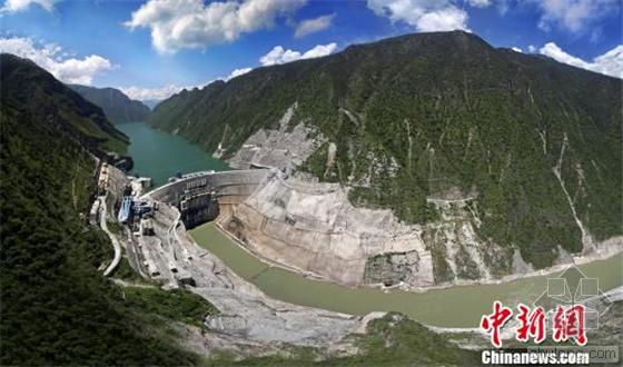 錦屏水電站